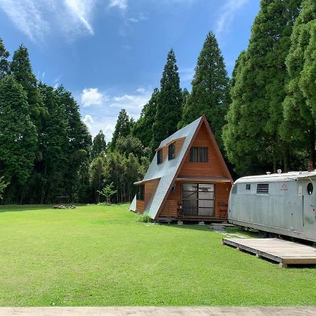Guesthouse Coco Garage Kirishima Exterior photo