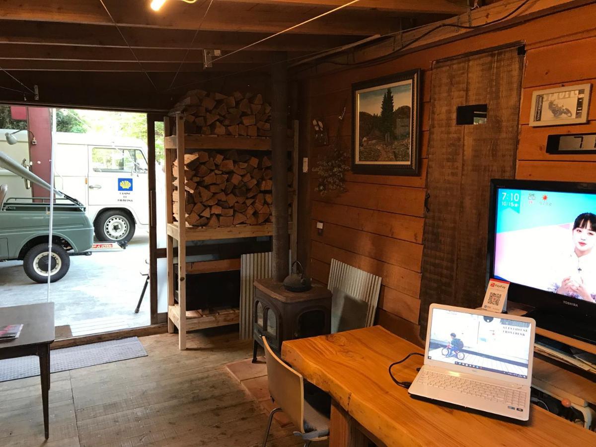 Guesthouse Coco Garage Kirishima Exterior photo